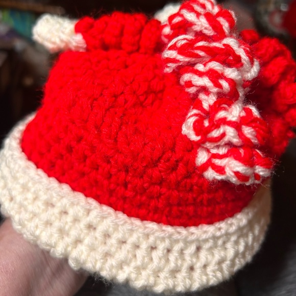 Baby Santa beanie - Picture 3 of 4